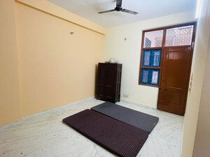 Living Room in 2 BHK Builder Floor at Beta I Greater Noida – for Rent