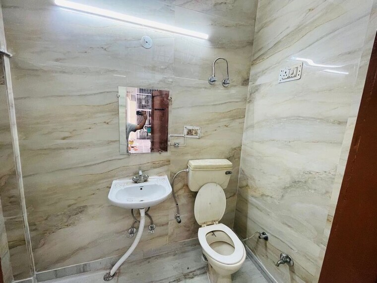 Bathroom, beta i greater noida 2 Bedroom 850 Sq.Ft. Builder Floor In Beta I Greater Noida Greater Noida 10435258