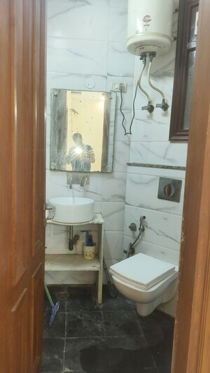 Bathroom in  Pg at Old Rajinder Nagar – for Rent