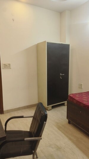 Furnished Amenities in  Pg at Old Rajinder Nagar – for Rent