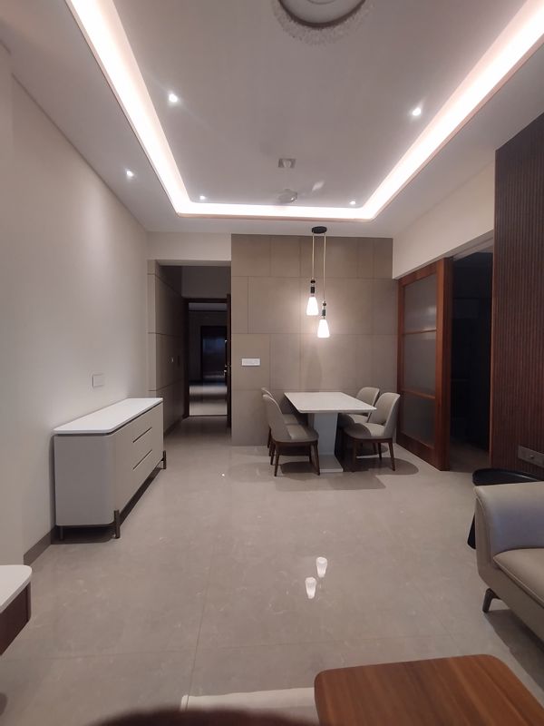 2 BHK + Servant Room,Study Room,Store Room 1000 Sq.Ft. Apartment in Alamdar The Auro