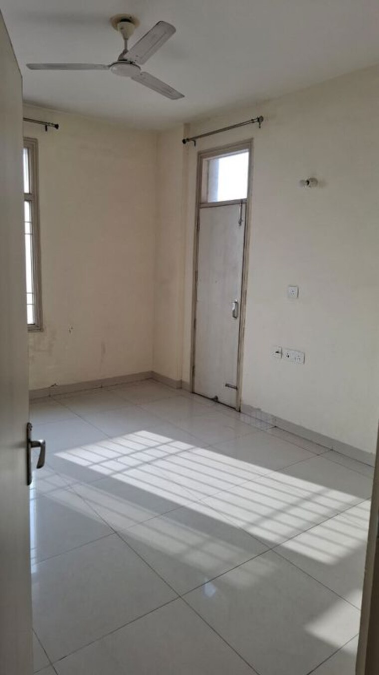Room, jaipurias-sunrise-greens-zirakpur 3 Bedroom 1650 Sq.Ft. Apartment In Vip Road Zirakpur 10435308