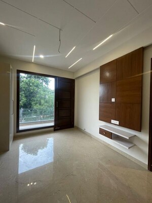 3 BHK Builder Floor For Rent in Sector 7