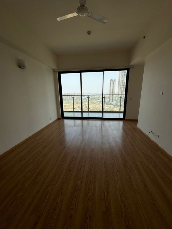 4 BHK + Pooja Room,Servant Room,Study Room,Extra Room 4992 Sq.Ft. Apartment in M3M Golf Estate Fairway East
