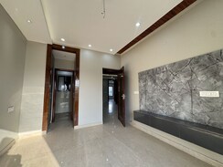3 BHK + Servant Room Builder Floor For Rent in Sector 17