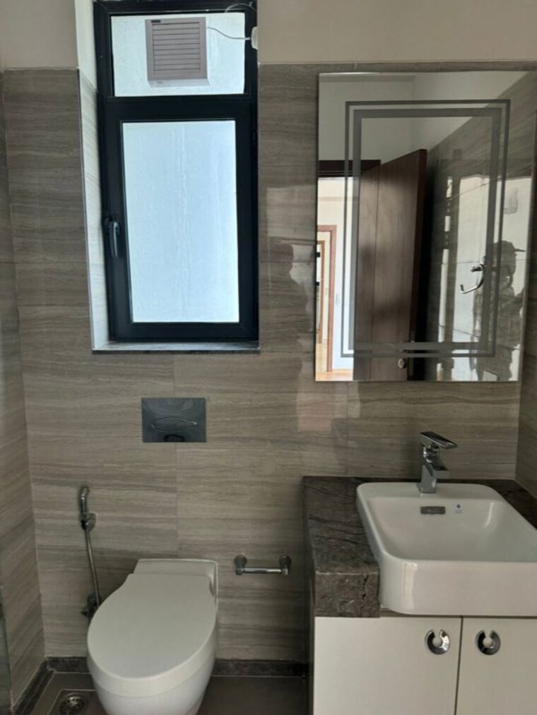 Room, m3m-golf-estate-fairway-east 4 Bedroom 4010 Sq.Ft. Apartment In Sector 65 Gurgaon 10435363