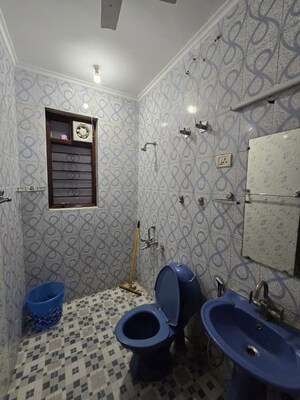 Bathroom in 3 BHK Builder Floor at Sector 46 – for Rent