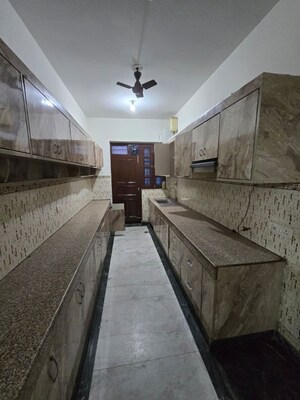 Kitchen in 3 BHK Builder Floor at Sector 46 – for Rent