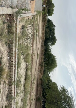  Plot – Garden View at Chandauli - for Sale