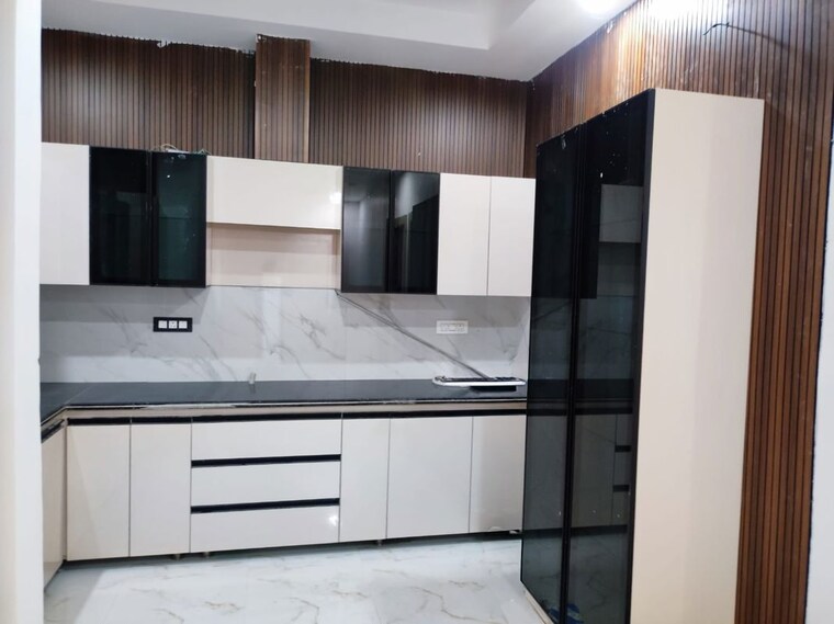Kitchen, sector 127 6 Bedroom 4200 Sq.Ft. Villa In Sector 127 Mohali 10435430