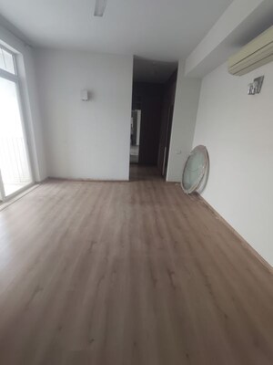 Bedroom in 3.5 BHK Apartment at Ireo Victory Valley, Sector 67 – for Sale