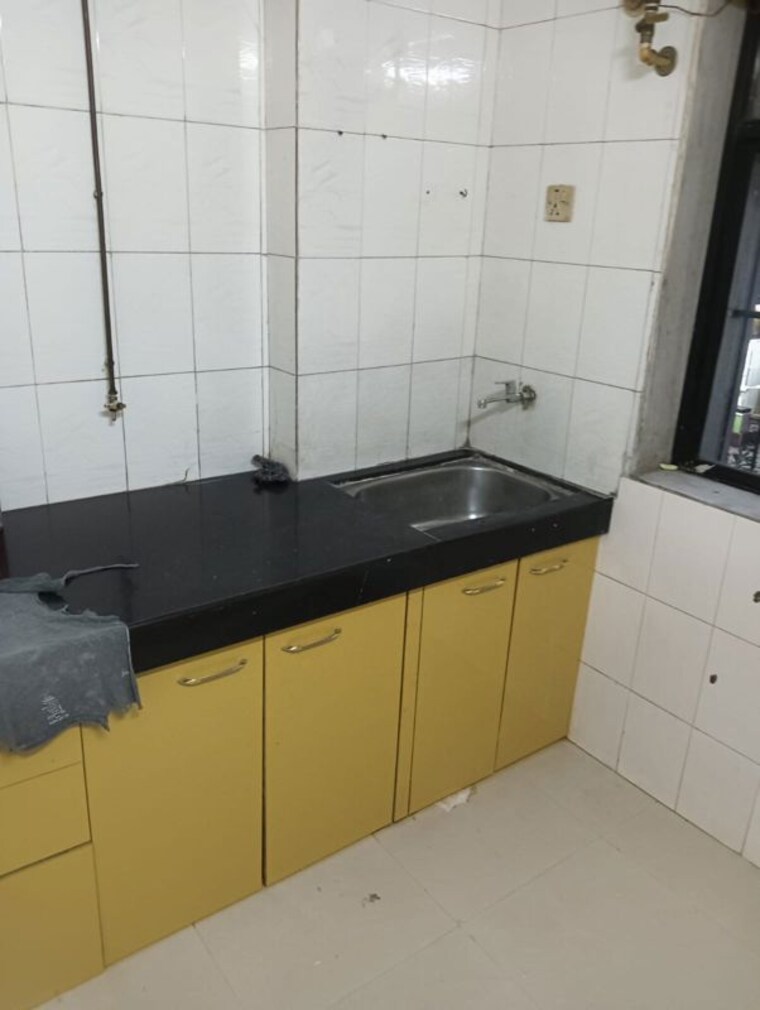 Kitchen, shiv-siddhi-lok-kailash 2 Bedroom 675 Sq.Ft. Apartment In Mulund West Mumbai 10435521