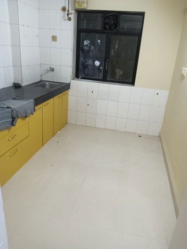 Kitchen, shiv-siddhi-lok-kailash 2 Bedroom 675 Sq.Ft. Apartment In Mulund West Mumbai 10435521