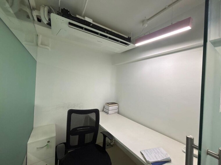 Team Area, todi-industrial-estate Commercial Office Space 1120 Sq.Ft. In Lower Parel Mumbai 10435526