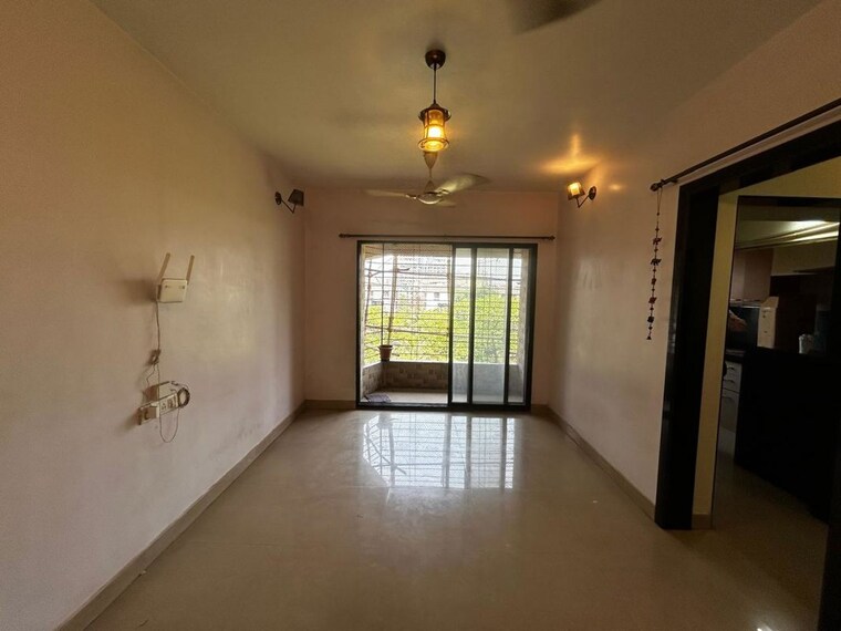 Room, puranik-city-phase-ii 1 Bedroom 400 Sq.Ft. Apartment In Ghodbunder Road Thane 10435541