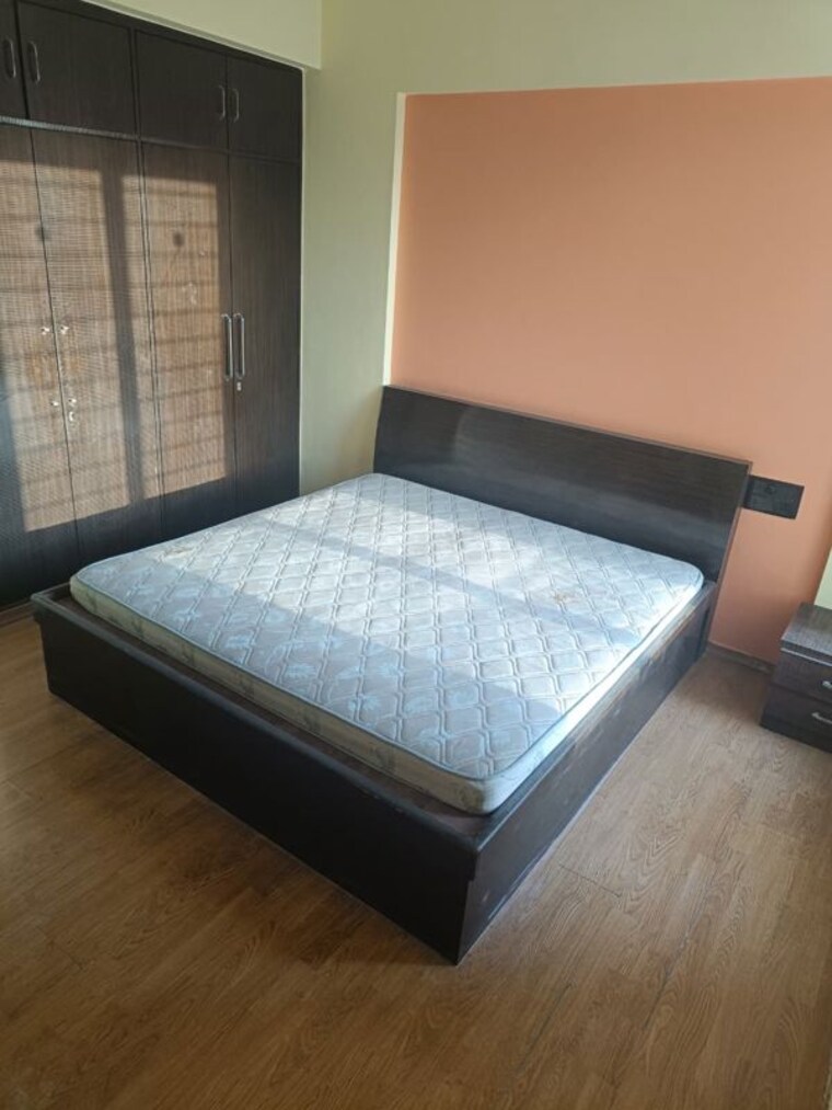 Bedroom, prestige-residency-hill-view 2 Bedroom 600 Sq.Ft. Apartment In Ghodbunder Road Thane 10435556