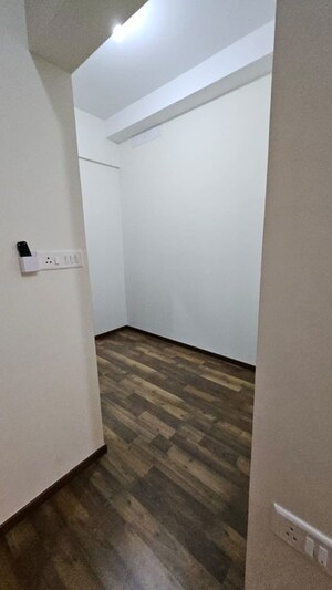 Room in 3 BHK Apartment at Duville Riverdale Residences, Kharadi – for Rent