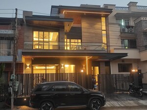 6 BHK Independent House For Sale in Sector 78