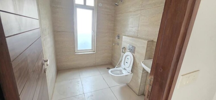 Bathroom, ace-parkway 4 Bedroom 3220 Sq.Ft. Apartment In Sector 150 Noida 10435186