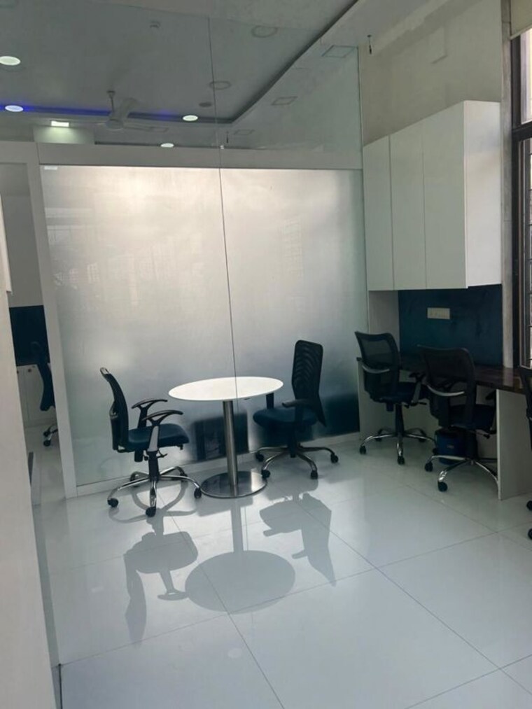 Team Area, link-plaza-commercial-complex Commercial Office Space 750 Sq.Ft. In Andheri West Mumbai 10435624