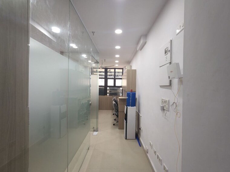 undefined, netaji subhash place Commercial Office Space 442 Sq.Ft. In Netaji Subhash Place Delhi 10435625