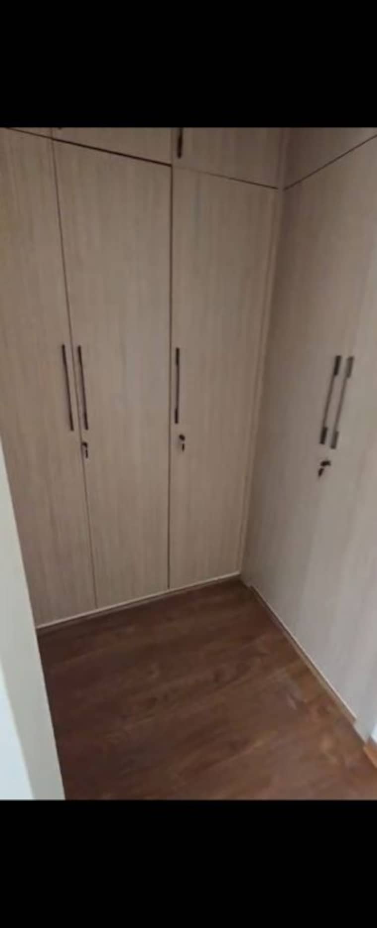 Bathroom, godrej-golf-link-villas 3.5 Bedroom 1888 Sq.Ft. Apartment In Sector 27 Yamuna Expressway Greater Noida 10435658