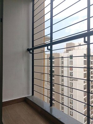 Staircase in 3 BHK Apartment at Kalpataru Hills, Manpada – for Rent