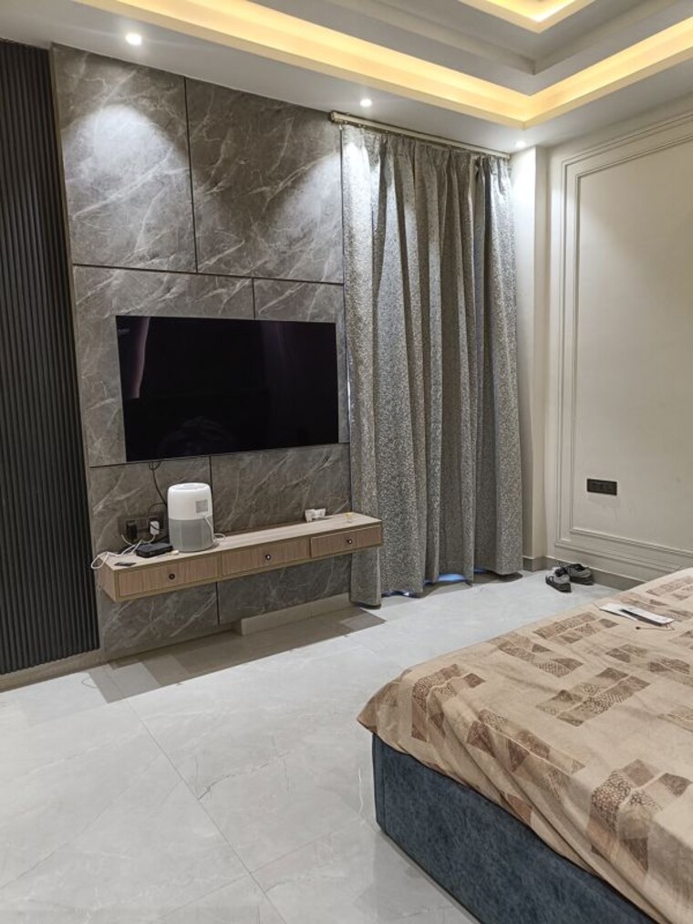 Bedroom, sushant lok ii 3 Bedroom 2500 Sq.Ft. Builder Floor In Sushant Lok ii Gurgaon 10435628