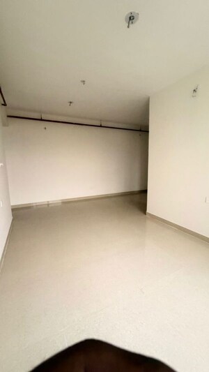 Room in 2 BHK Apartment at Hubtown Rising City, Ghatkopar East – for Rent