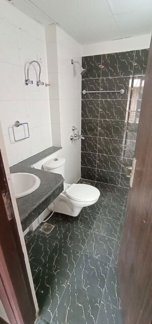 Bathroom in 3 BHK Apartment at BPTP Parkland Pride, Sector 77 – for Rent