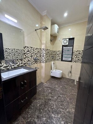 Washroom in 3 BHK Builder Floor at Essar Homes, Sainik Colony – for Sale