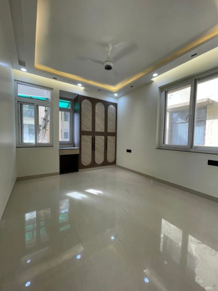 Room, sector 13 dwarka 3 Bedroom 1800 Sq.Ft. Apartment In Sector 13 Dwarka Delhi 10426437