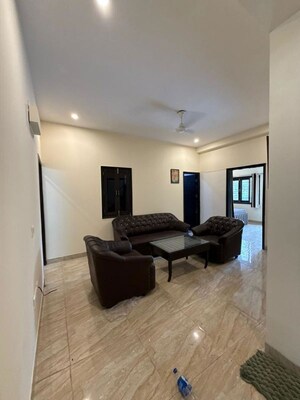 2 BHK Independent House For Rent in Sector 8
