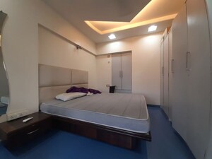 Bedroom in 2 BHK Apartment at Dheeraj Valley, Goregaon East – for Rent