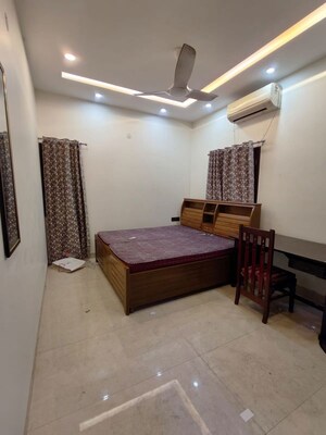 Master Bedroom in 3 BHK Builder Floor at Kalkaji – for Rent