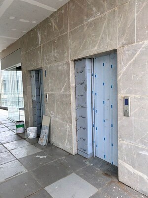Building Lobby in  Shop at Signature Global Signum 37D, Sector 37d – for Sale