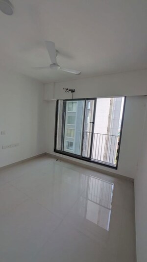 Room in 2 BHK Apartment at Sunteck City Avenue 4, Goregaon West – for Sale