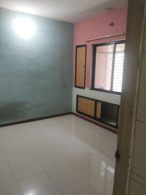 Room in 2 BHK Apartment at Gaurav Residency, Mira Road – for Rent