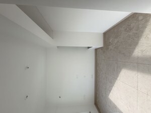 Bedroom in 2 BHK Apartment at Kalpataru Immensa, Kolshet Road – for Rent