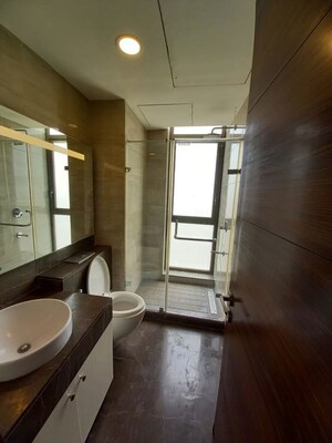 Bathroom in 3.5 BHK Apartment at M3M Golf Estate, Sector 65 – for Rent