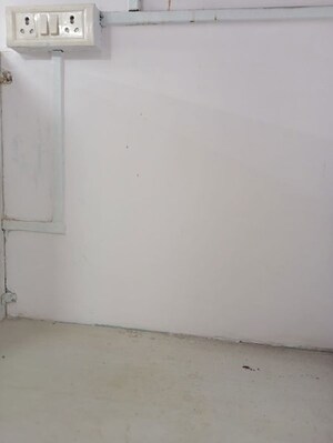 Room in  Office Space at Vashi Sector 10 – for Rent