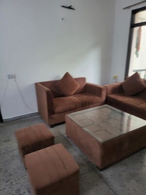 Living Room in 1.5 BHK Apartment at Preet Colony – for Rent