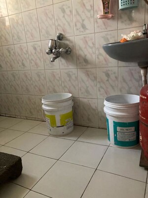 Bathroom in 2 BHK Apartment at New Era CHS, Gultekdi – for Rent