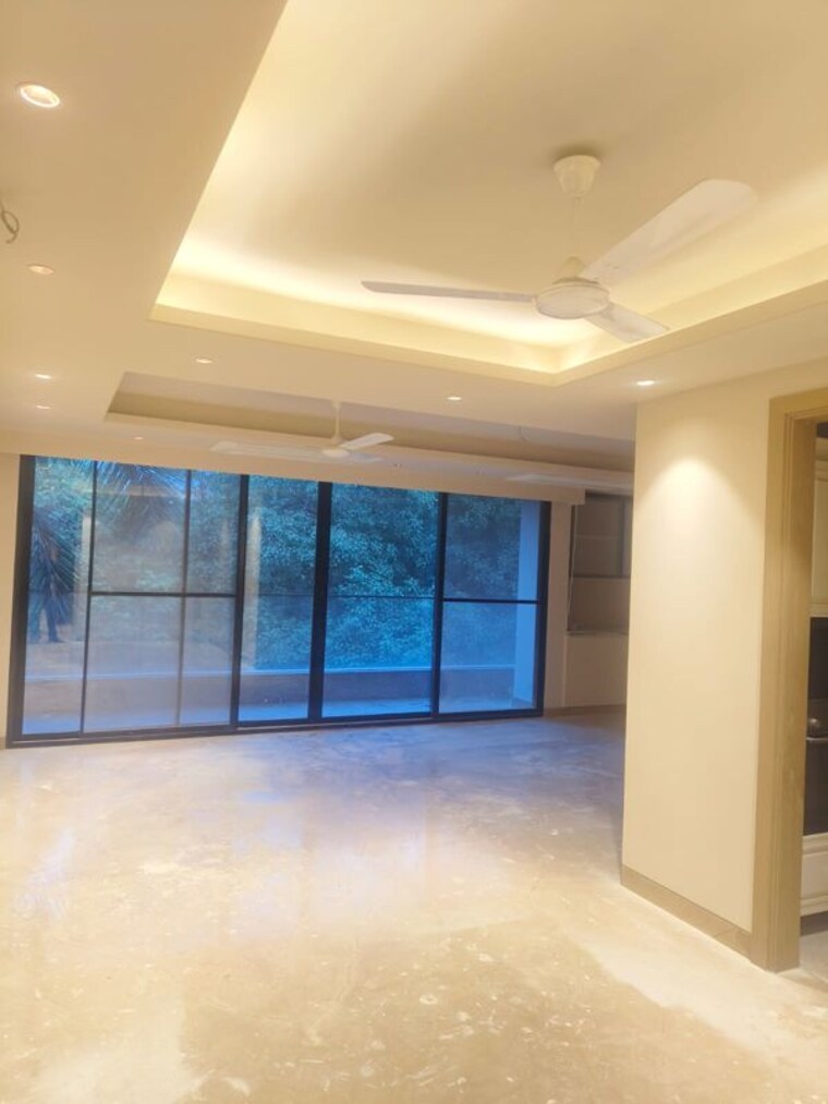 Room, chanakyapuri 3 Bedroom 375 Sq.Yd. Builder Floor In Chanakyapuri Delhi 10435948