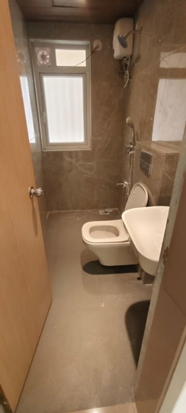 Bathroom, madhuban-chsl 2 Bedroom 828 Sq.Ft. Apartment In Panch Pakhadi Thane 10435978