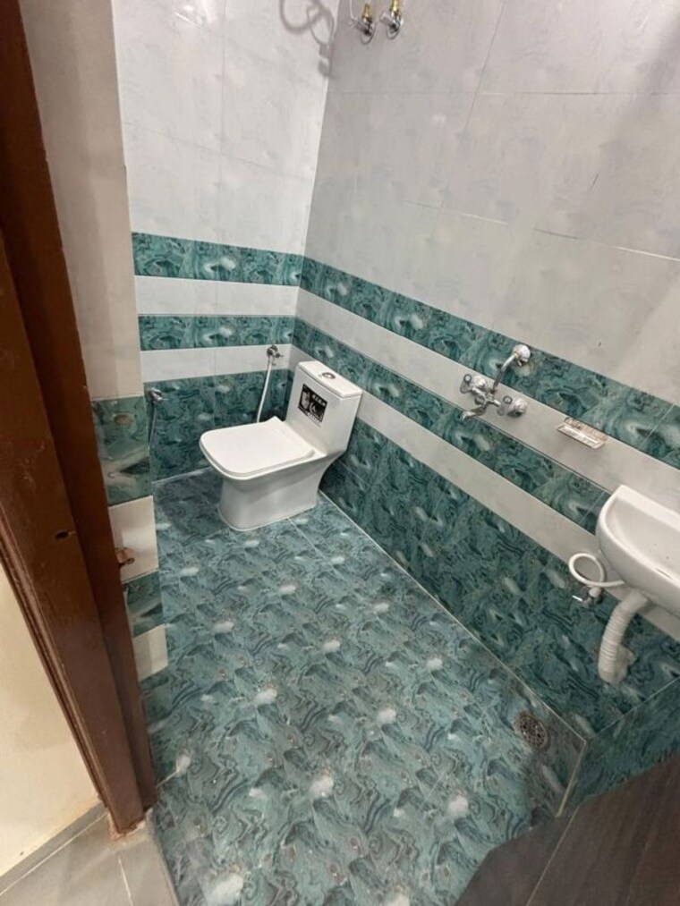 Bathroom, bm-residency-kondapur 2 Bedroom 1180 Sq.Ft. Apartment In Kondapur Hyderabad 10435999