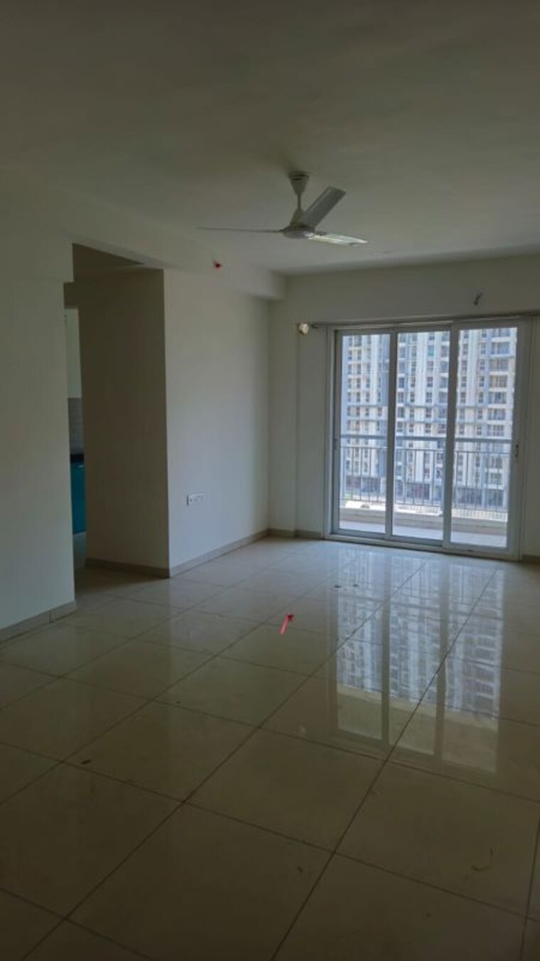 Room, godrej-emerald 3 Bedroom 900 Sq.Ft. Apartment In Ghodbunder Road Thane 10436002