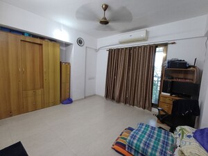 Bedroom in 2 BHK Apartment at Subhash Nagar – for Rent