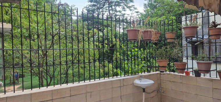 Exterior View, vasant kunj 3 Bedroom 1800 Sq.Ft. Apartment In Vasant Kunj Delhi 10436006