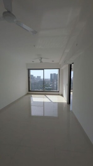 Room in 2 BHK Apartment at Sunteck City Avenue 4, Goregaon West – for Sale
